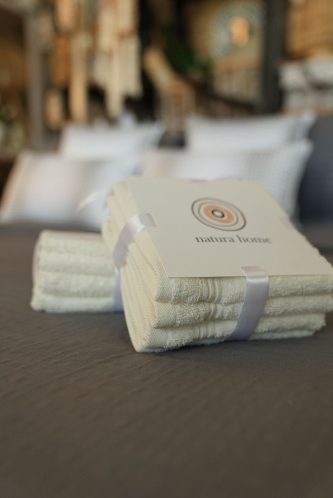 Set of 4 Small Towel